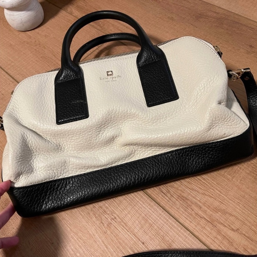 Kate Spade Southport Avenue Color block purse